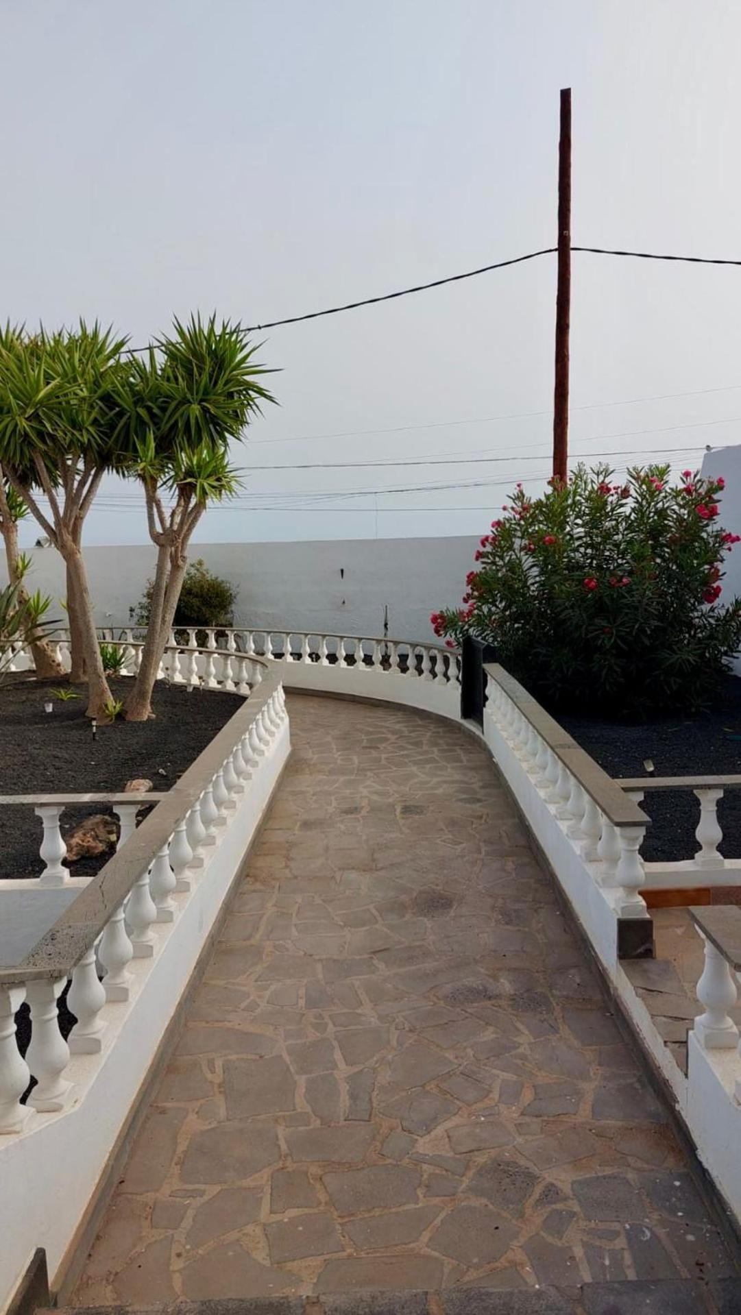 Lanzarote Hostel Arrecife  Exterior photo